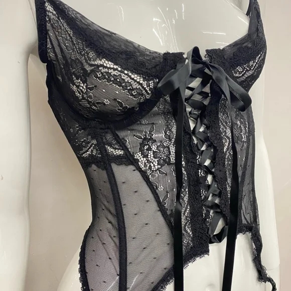 🖤 WIDOW Black Lace Bustier Lace-Up Cami 🖤 - Picture 4 of 12